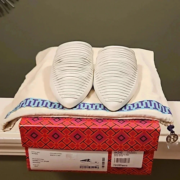 COPY - TORY BURCH SIENNA MULES - Picture 2 of 6